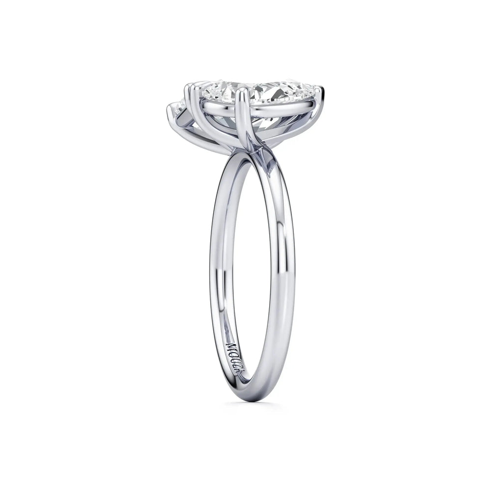 Arya Toi et Moi Diamond Engagement Ring Hatton Garden featuring brand name Mouza on the band