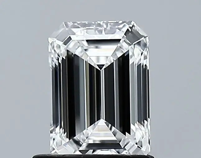 1 Carat Emerald Diamond