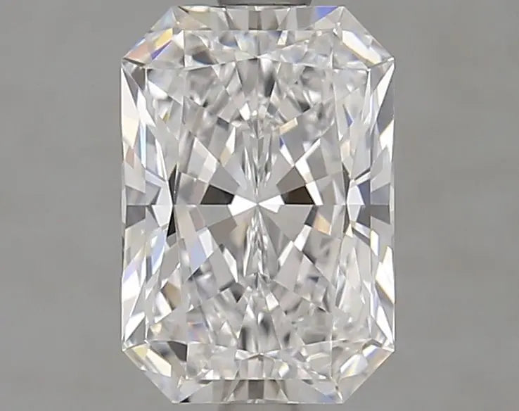 2 Carat Lab Grown Radiant Diamond