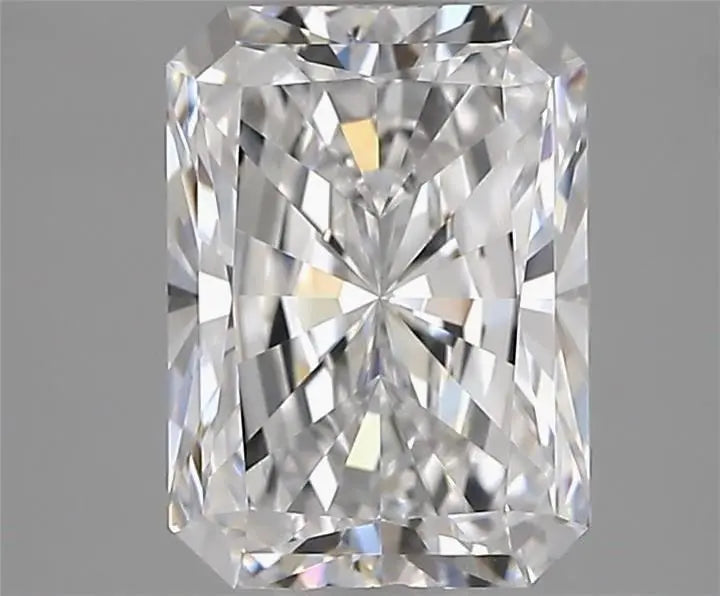 2 Carat Lab Grown Radiant Diamond