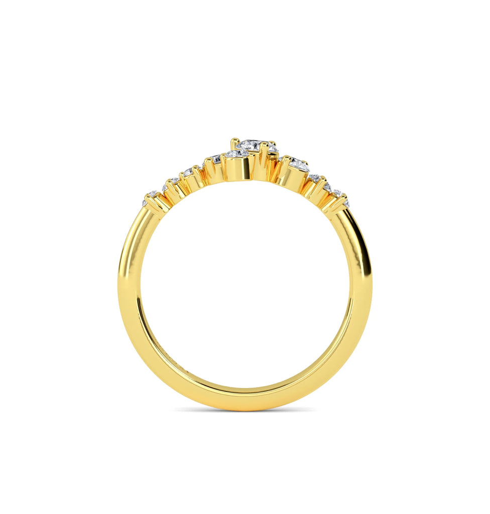 Fancy yellow gold wedding band